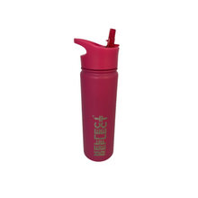 Indlæs billede til gallerivisning Termo vandflaske af rustfrit stål i pink. Den kan indeholde 0,7 liter. Den bæredygtige drikkedunk består af 50 % genbrugsstål. Termoflasken er med sugerør.